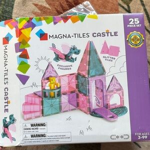 Magna Tiles 25 Piece Castle Set Dragon Stairs Pink Purple NEW